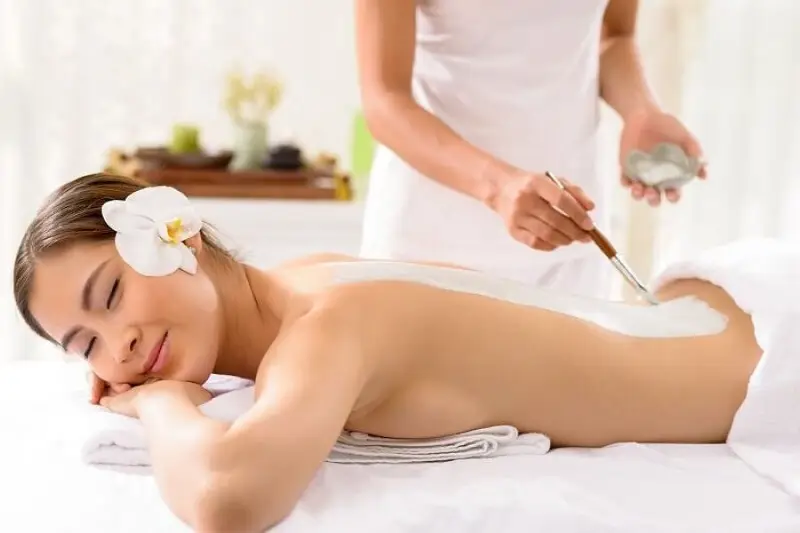 Chi phí tắm trắng toàn thân hiện nay rất đa dạng