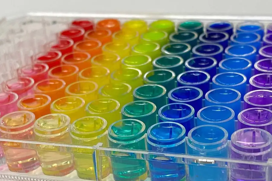 Việc sử dụng mực phun môi kém chất lượng sẽ ảnh hưởng đến sự phát triển của thai nhi