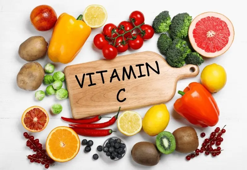 Bổ sung các loại rau xanh, trái cây giàu vitamin