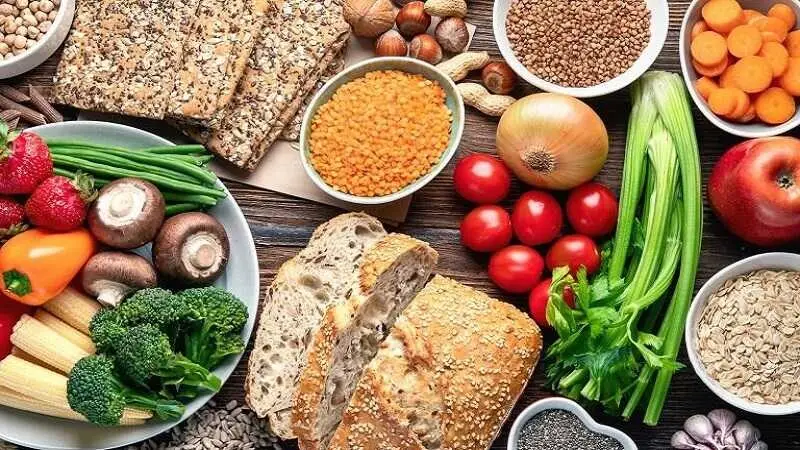 Tăng cường bổ sung đầy đủ dưỡng chất vào chế độ ăn 