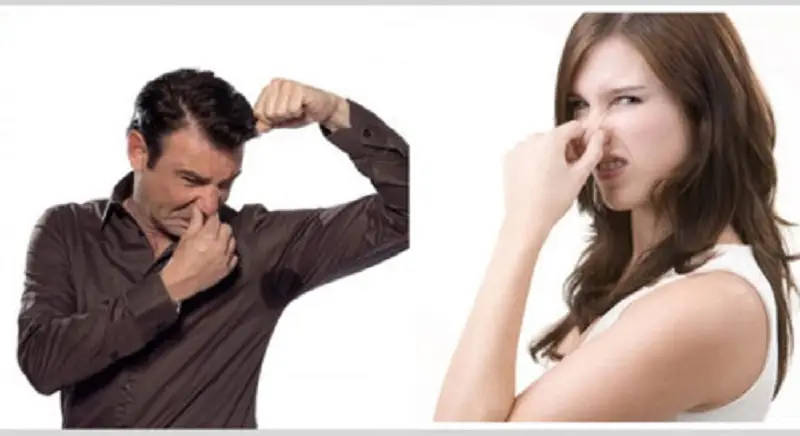 Những người bị hôi nách nên hạn chế ăn hành