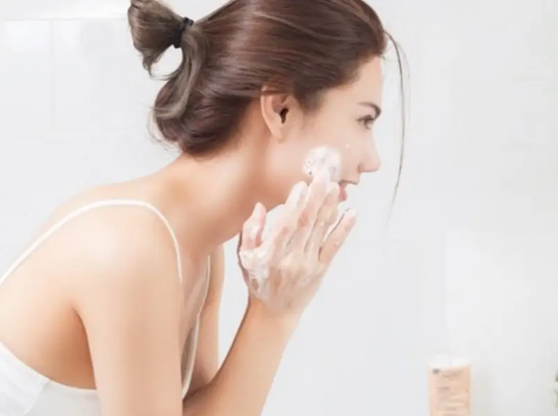 Vệ sinh da mặt không sạch sẽ, đúng cách