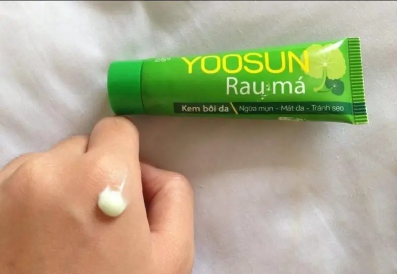 Kem Yoosun rau má giúp ngừa mụn, sáng da