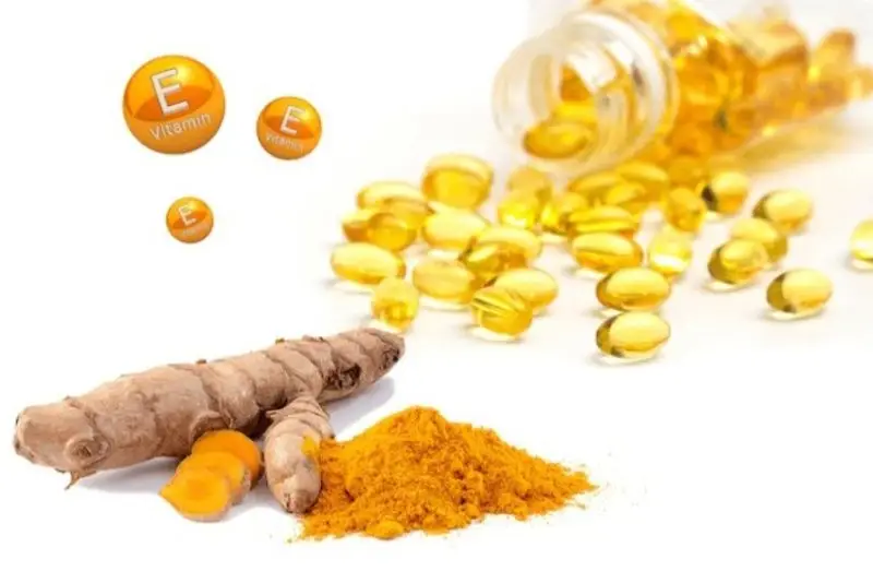 Mặt nạ vitamin E, bột mì và bột nghệ