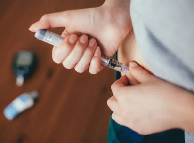 Những người bị tiểu đường có thể cân nhắc thực hiện cắt mí