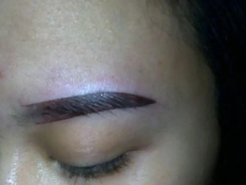 Có thể sửa lại dáng mày sau khi phun 1 tháng