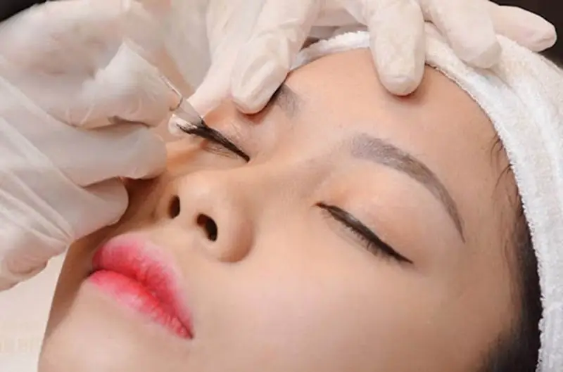 Hiệu quả duy trì sau phun mí mắt được lâu dài