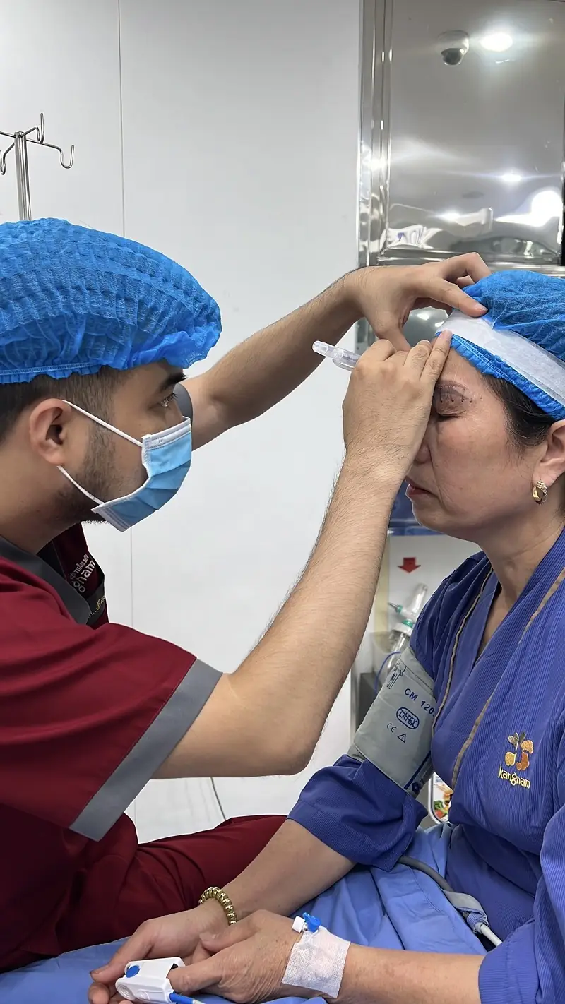 Kangnam có đội ngũ bác sĩ chuyên khoa nhiều kinh nghiệm