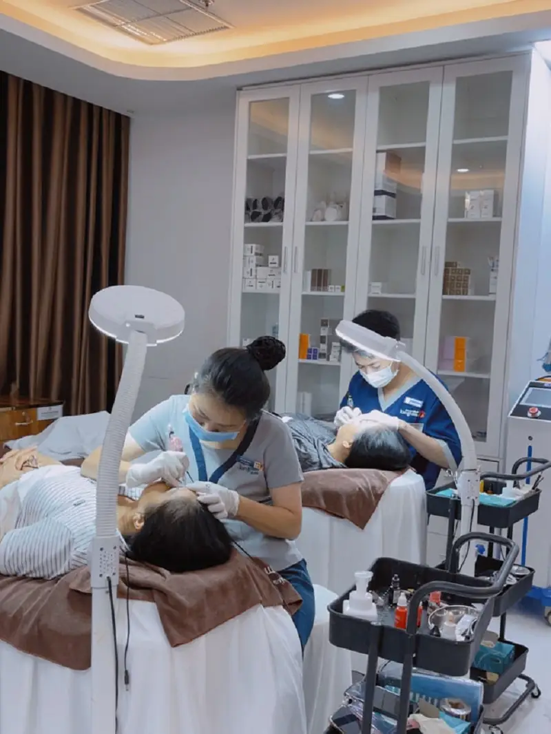 Lựa chọn cơ sở thẩm mỹ uy tín, để đảm bảo an toàn