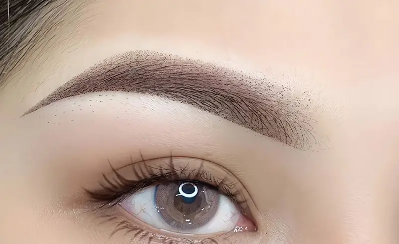 Phun mày Ombre tạo hiệu chứng chuyển màu sắc nét