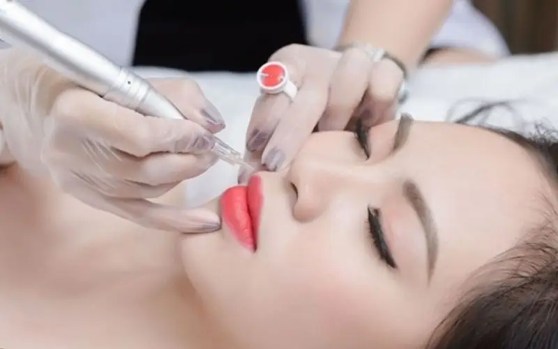 Lựa chọn màu sắc môi phù hợp với mỗ người