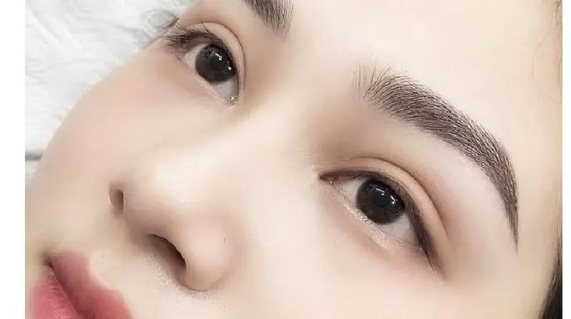 Phun mày tạo độ chuyển màu nhẹ nhàng, tự nhiên