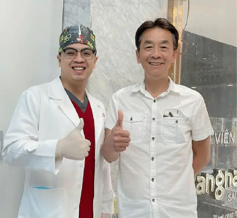 Trồng răng Implant tại Kangnam khách hàng sẽ được kiểm tra sức khỏe kỹ càng trước khi điều trị