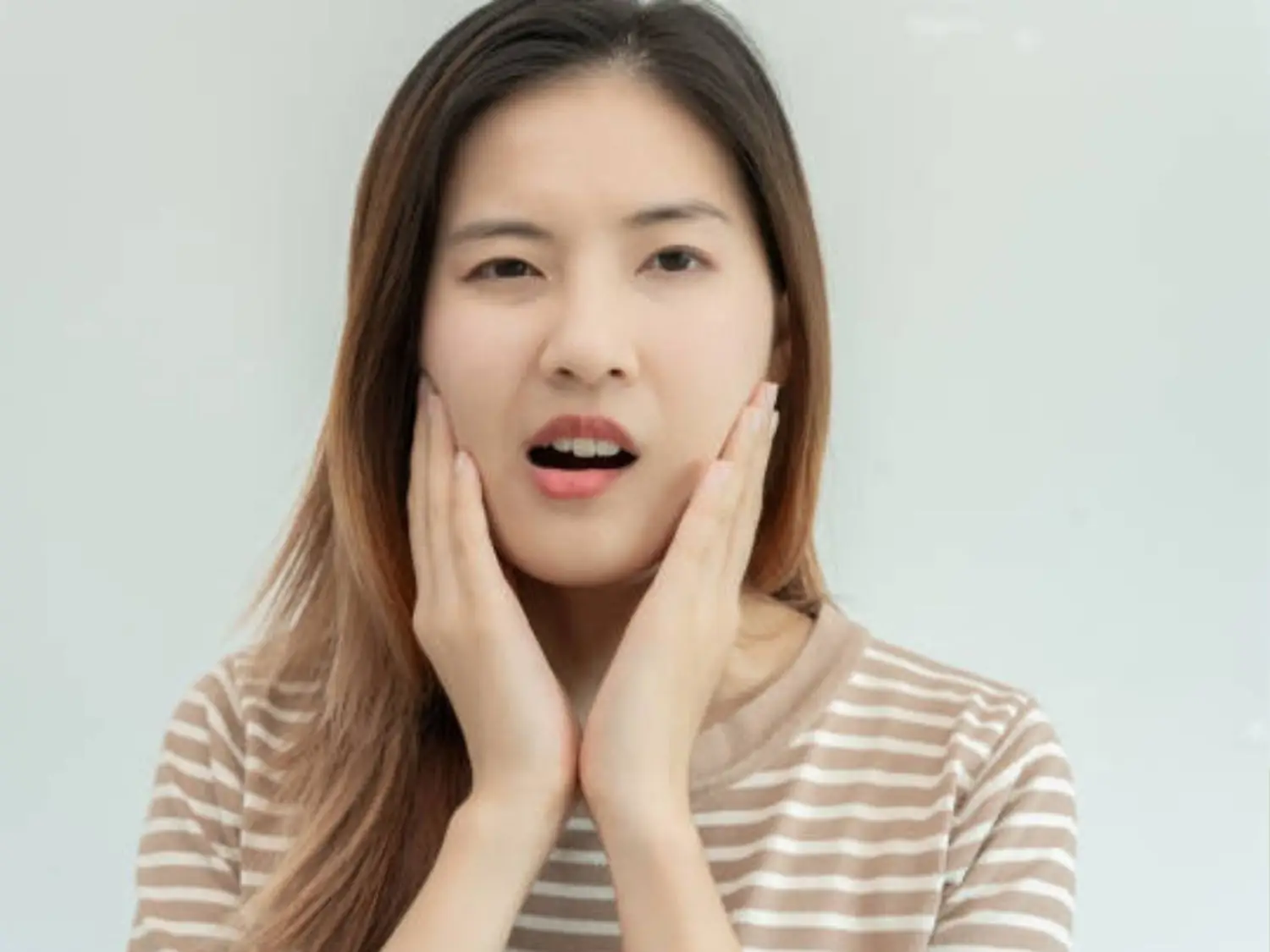 tình trạng Yếu cơ mặt không được xem giống với tê cảm giác đơn thuần