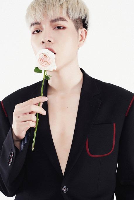 Đức Phúc sau phẫu thuật thẩm mỹ35