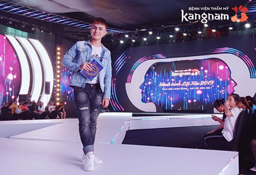 Cao Bùi Xuân Vinh mc