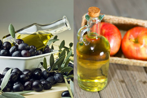 Giấm táo và dầu oliu là "màn kết hợp hoàn hảo" để trị mụn thịt tận gốc cách chữa mụn thịt bằng giấm táo