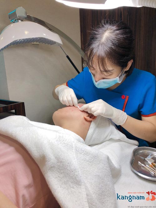 điều trị cấy da siêu vi điểm 