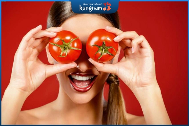 Cà chua giúp xử lý mụn viêm sưng đỏ