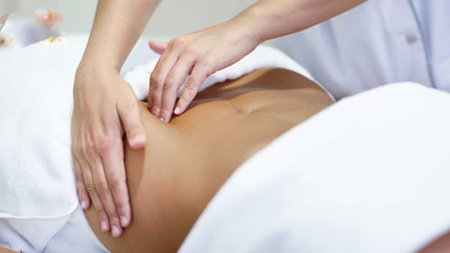 Kết hợp kem giảm mỡ mông với massage để đạt hiệu quả kem giảm mỡ mông