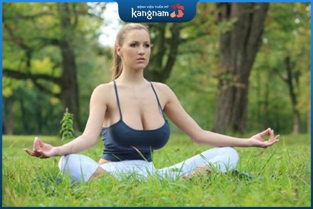 Vòng 1 quá cỡ ảnh hưởng tới tâm lý