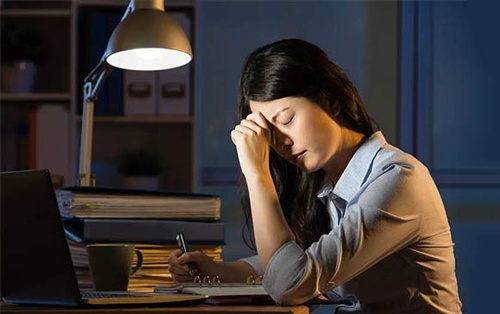 cách trị mụn bọc ở mũi