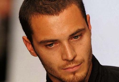 Có nên phẫu thuật hạ đường chân tóc