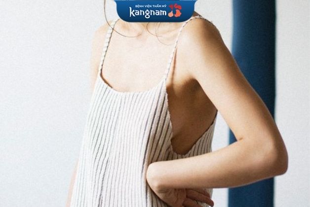 Khách hàng trước khi nâng ngực tại Kangnam