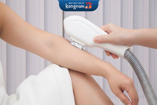 Diode Laser sử dụng những bước sóng xung mạnh mẽ, tác động trực tiếp vào nang lông