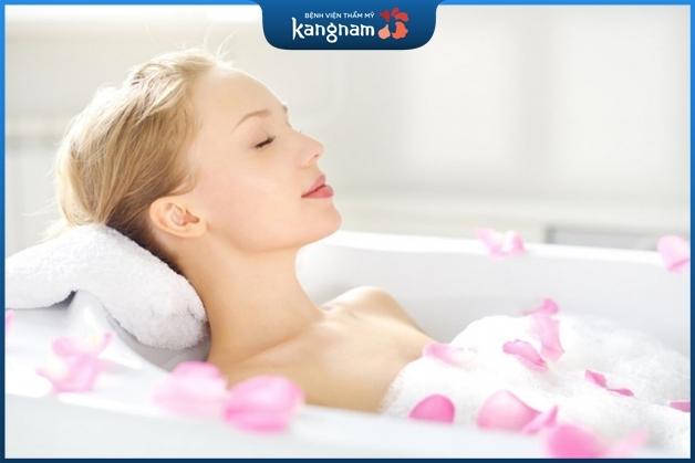 Tắm trắng 1 lần có trắng không?