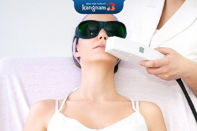 Triệt ria mép có đau không?