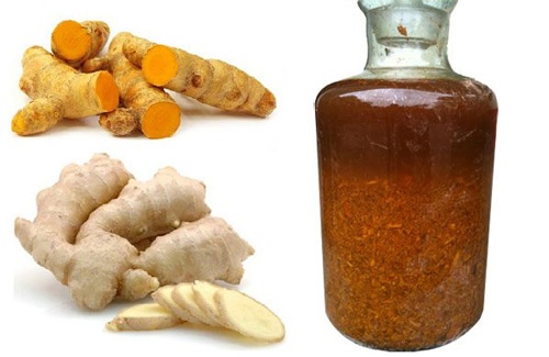 Mẹo dân gian xóa vết thâm vùng bụng sau sinh bằng rượu gừng nghệ chữa thâm bụng sau sinh