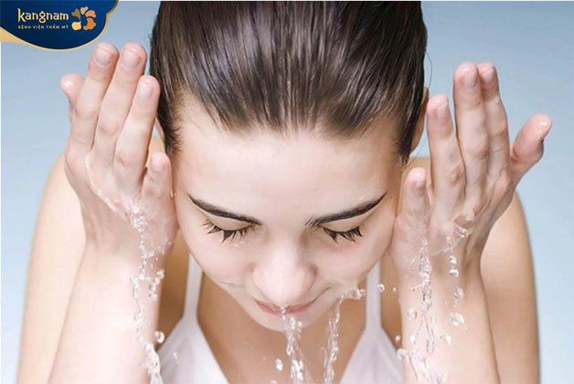 Vi khuẩn xâm nhập do không vệ sinh sạch sẽ