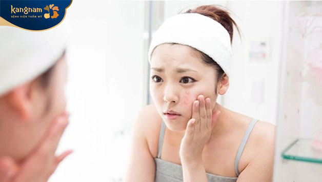 Sử dụng mỹ phẩm không phù hợp