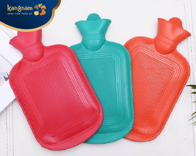 Mụn sưng to dưới nách phải làm sao? Dùng túi chườm để giảm sưng nhanh chóng