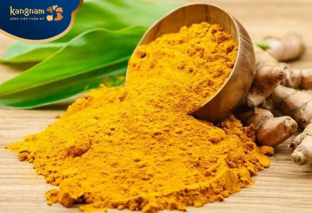 Tinh chất từ nghệ hỗ trợ giảm viêm và kháng khuẩn vết mụn rất tốt