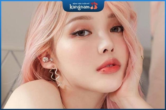 Có nốt ruồi son ở môi là người có tài ăn nói