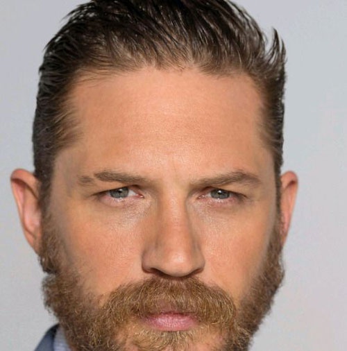 lông mày bị đứt quãng