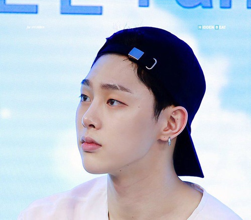 lông mày đứt khúc