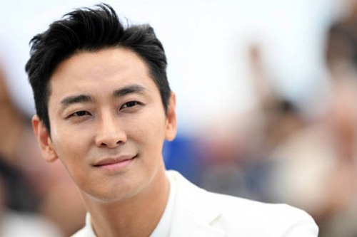 lông mày ngắn hơn đuôi mắt