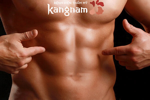 Khách hàng sau tiêm tan mỡ bụng cơ bụng săn chắc và đẹp hơn