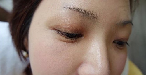 tướng số người lông mày ngắn