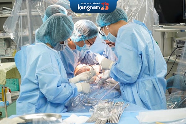 công nghệ cắt môi bé