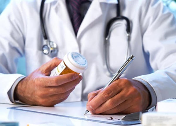 kê đơn thuốc giảm đau