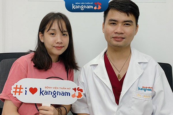 Chị Nguyễn Thị Thu chia sẻ cảm nhận sau khi tiêm filler môi