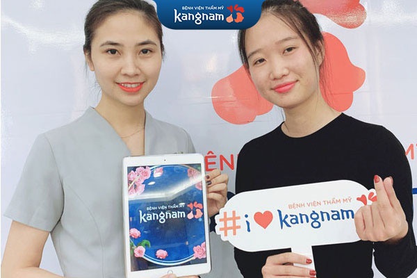 review tiêm filler môi khách hàng