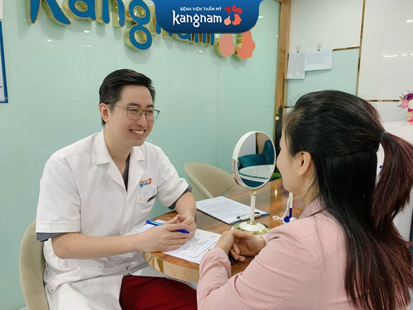 thăm khám kiểm tra