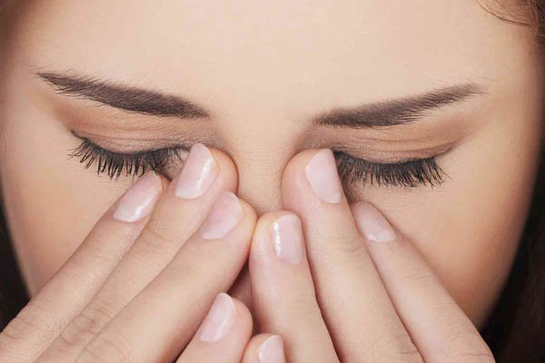 Ảnh hưởng tới thị lực