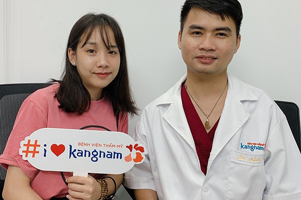 cắt môi cô bé kangnam