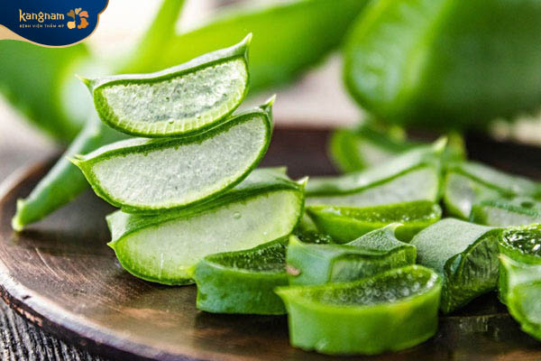 Sử dụng nha đam tươi